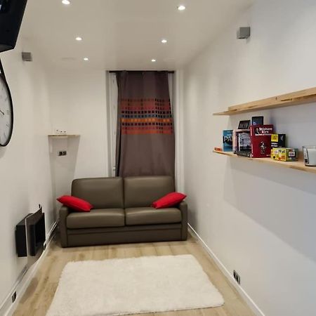 Apartamento Suresnes : 2 Pieces Cosy Exterior foto