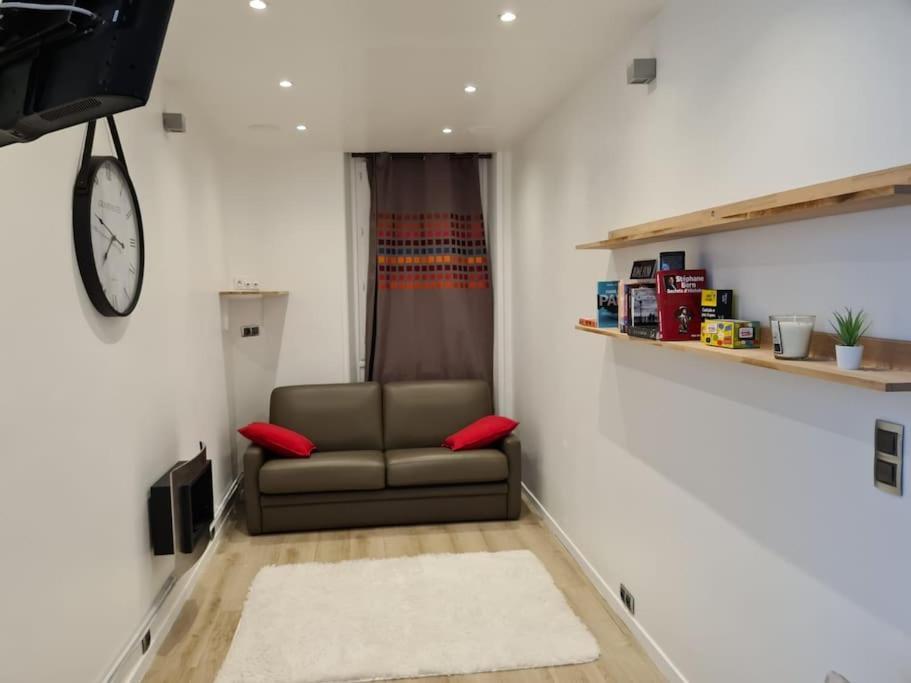 Apartamento Suresnes : 2 Pieces Cosy Exterior foto